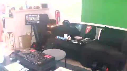 Snapshot of goldyguy011 chatting on July 31, 2026, 1:05 am goldyguy011 online show from July 31, 2026, 1:05 am