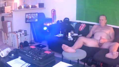 Snapshot of goldyguy011 chatting on August 2, 2026, 6:12 am goldyguy011 online show from August 2, 2026, 6:12 am