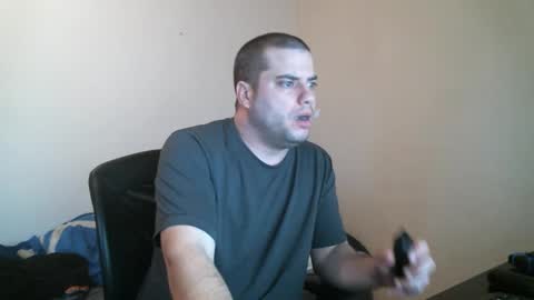 Snapshot of goleafzgo chatting on April 2, 2026, 9:45 pm goleafzgo online show from April 2, 2026, 9:45 pm