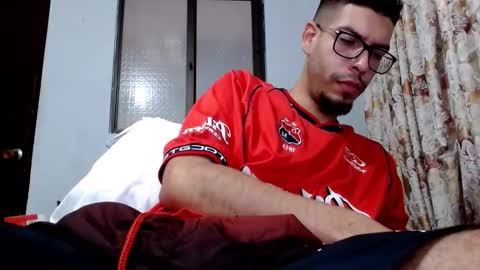 Snapshot of gollfather97 chatting on October 30, 2025, 5:46 pm julin Andrs online show from October 30, 2025, 5:46 pm