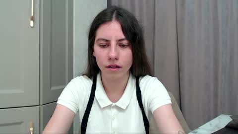 Elizabeth Effie online show from July 28, 2026, 6:20 pm