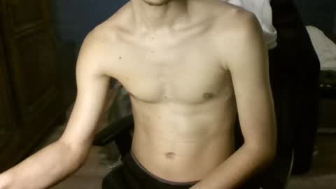 Snapshot of goodboy146 chatting on January 1, 2025, 10:35 pm Goodboy online show from January 1, 2025, 10:35 pm