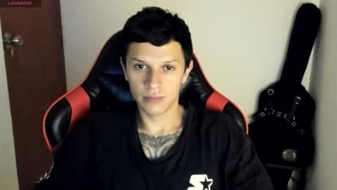 Snapshot of goodboy69i chatting on December 4, 2025, 11:46 pm goodboy69i online show from December 4, 2025, 11:46 pm