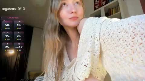 Snapshot of goodg_oddamn chatting on July 14, 2026, 5:40 pm SOPHIE online show from July 14, 2026, 5:40 pm