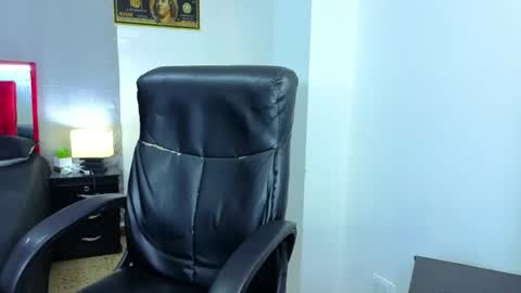Goodgirlxxxl online show from June 17, 2026, 1:08 am