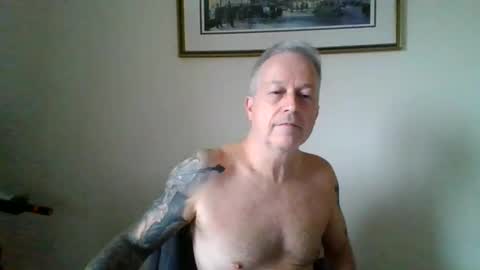 Snapshot of goodgriefnotagain chatting on October 21, 2025, 9:43 am Goodgriefnotagain online show from October 21, 2025, 9:43 am