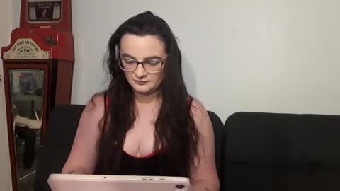 goodgrl1799 online show from January 7, 2026, 10:23 pm