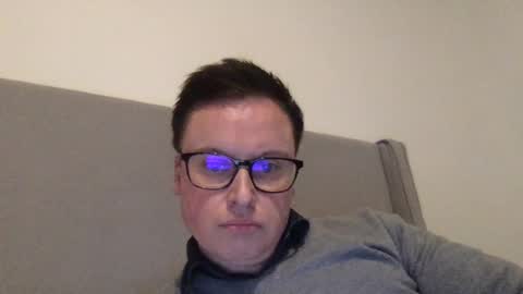 goodlookingguy558000 online show from July 28, 2026, 7:37 am