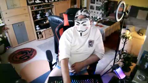 google5001 online show from October 22, 2025, 2:17 pm