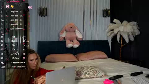 gooodgirlhere online show from August 6, 2026, 9:06 pm
