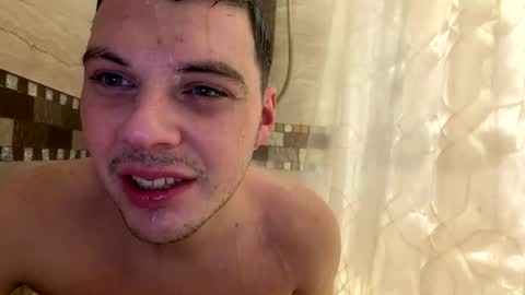 Snapshot of gorgemaster chatting on December 21, 2025, 6:31 am gorgemaster online show from December 21, 2025, 6:31 am