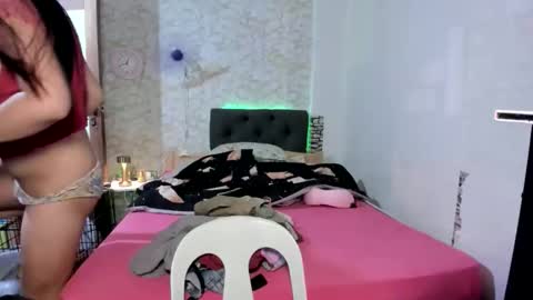 Snapshot of gorgeneviev69 chatting on October 8, 2025, 4:37 pm geneviev online show from October 8, 2025, 4:37 pm