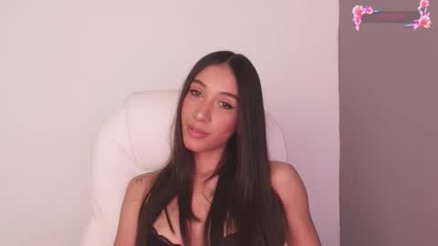 Rose  online show from December 18, 2025, 7:03 am
