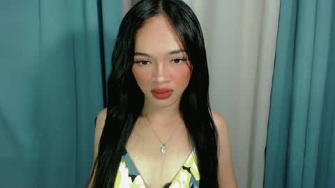 Snapshot of gorgeous_celestine chatting on June 27, 2026, 4:23 pm tine online show from June 27, 2026, 4:23 pm