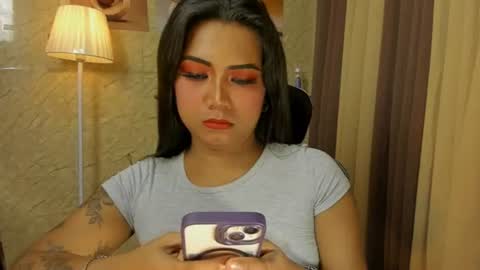 RIANA online show from June 26, 2026, 6:01 pm