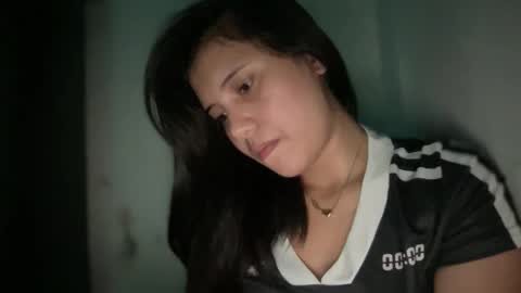 Lyn online show from November 29, 2025, 2:03 am