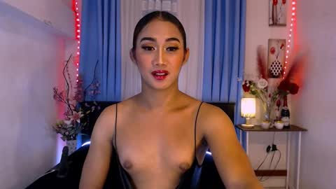 gorgeous_nicole online show from January 12, 2025, 3:57 pm