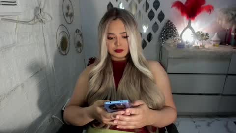 Snapshot of gorgeousamandarose chatting on January 16, 2025, 9:27 am Amanda rose online show from January 16, 2025, 9:27 am