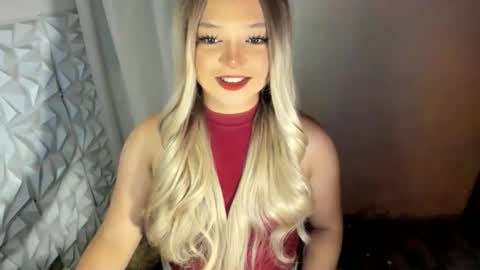 Snapshot of gorgeousamandarose chatting on May 27, 2026, 2:08 am Amanda rose online show from May 27, 2026, 2:08 am