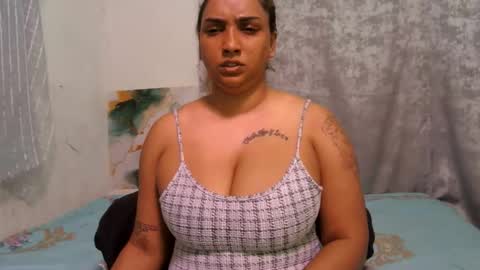 Snapshot of gorgeouslips10 chatting on May 23, 2026, 4:22 pm gorgeouslips10 online show from May 23, 2026, 4:22 pm