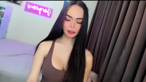 Snapshot of gorgeoustransgirl chatting on June 23, 2026, 8:07 pm Emmy online show from June 23, 2026, 8:07 pm