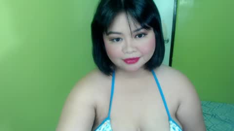 Snapshot of gorgeuos_mae chatting on July 15, 2026, 4:51 am MAE online show from July 15, 2026, 4:51 am