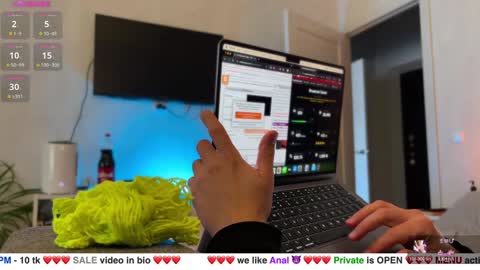 Snapshot of gotamcouple chatting on January 31, 2025, 8:22 am Baby online show from January 31, 2025, 8:22 am