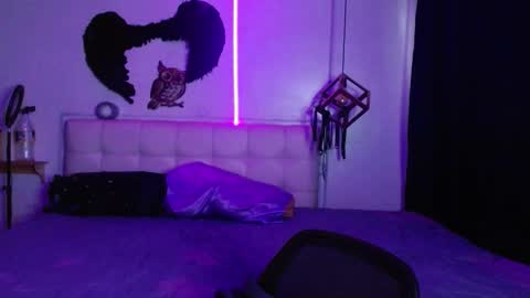 goth_minerva online show from September 22, 2025, 1:46 pm