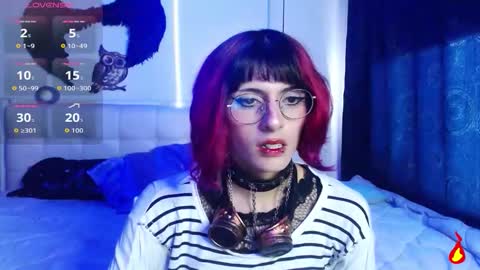 goth_minerva online show from October 1, 2025, 2:01 pm