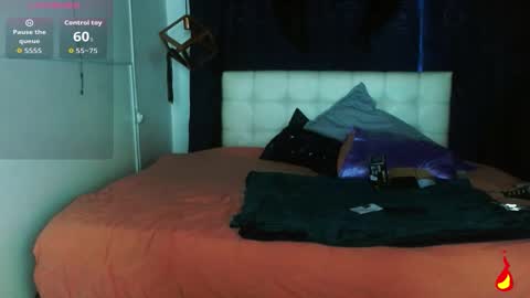 goth_minerva online show from October 12, 2025, 1:43 pm