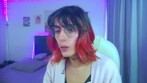 goth_minerva online show from April 29, 2026, 1:37 pm