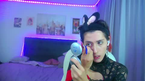 goth_minerva online show from May 1, 2026, 2:21 pm