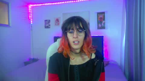 Snapshot of goth_minerva chatting on May 9, 2026, 1:38 pm goth_minerva online show from May 9, 2026, 1:38 pm