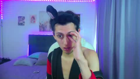 Snapshot of goth_minerva chatting on May 11, 2026, 1:39 pm goth_minerva online show from May 11, 2026, 1:39 pm