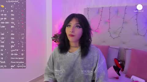 Snapshot of goth_tasha chatting on October 1, 2025, 8:15 pm goth_tasha online show from October 1, 2025, 8:15 pm