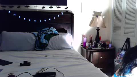 gothbaby305 online show from September 17, 2025, 6:37 am