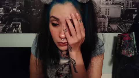 gothbaby305 online show from October 17, 2025, 7:44 am