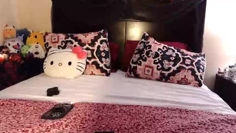 gothbaby305 online show from December 2, 2025, 5:46 am