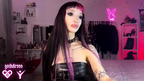    online show from March 10, 2026, 2:16 am