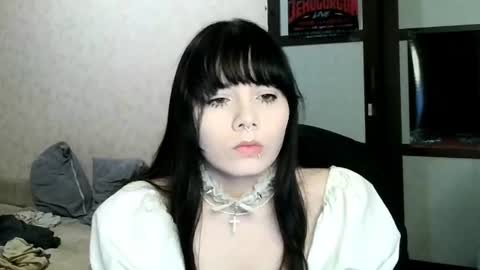Snapshot of gothickq chatting on June 25, 2026, 6:34 pm gothickq online show from June 25, 2026, 6:34 pm