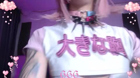 Snapshot of gothicute chatting on November 14, 2025, 4:44 am online show from November 14, 2025, 4:44 am