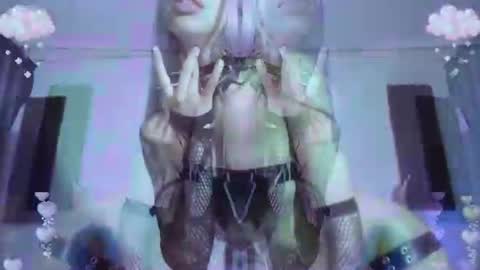 Snapshot of gothicute chatting on July 14, 2026, 6:18 am online show from July 14, 2026, 6:18 am