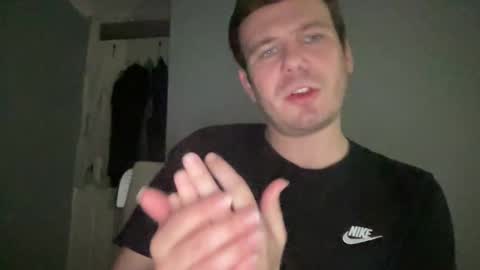 Snapshot of gotitgoin_ chatting on November 6, 2025, 1:17 am GotItGoin online show from November 6, 2025, 1:17 am