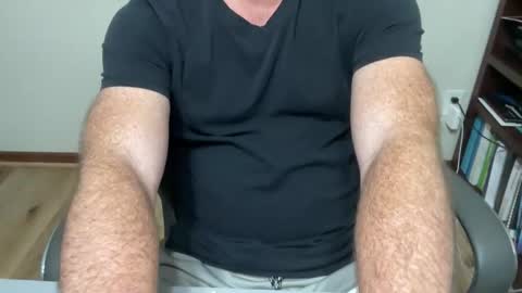 Snapshot of gqimage chatting on February 12, 2025, 4:33 am GQImage online show from February 12, 2025, 4:33 am