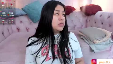 Snapshot of grace77_ chatting on July 31, 2026, 12:15 pm Grace online show from July 31, 2026, 12:15 pm