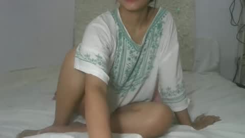luckygirl online show from May 2, 2026, 11:43 pm