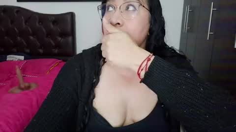 grace_mature_milf online show from June 17, 2026, 11:27 pm