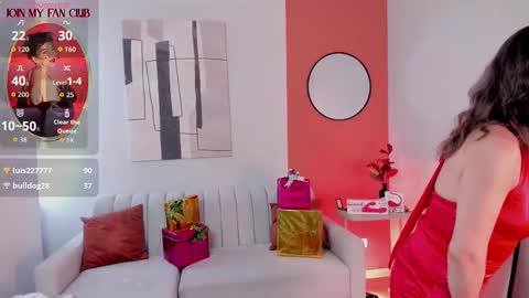 Zuly online show from December 20, 2025, 9:11 pm