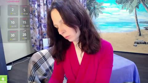 gracefullady online show from April 13, 2026, 9:48 am
