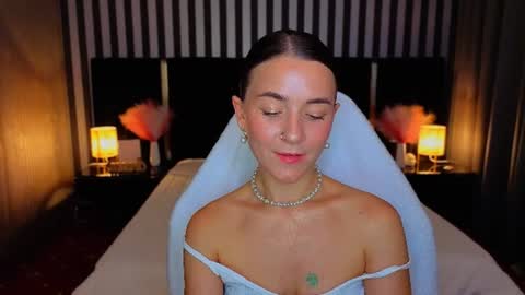 gracefulmichelle online show from July 19, 2026, 7:17 pm